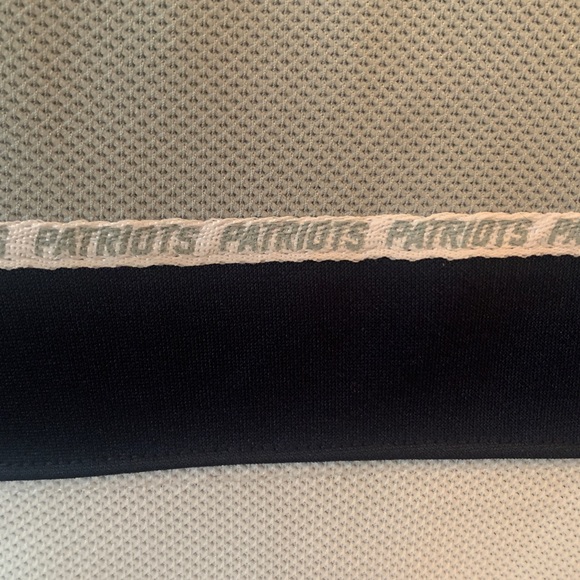 NFL Patriots Jersey XL - Picture 3 of 4